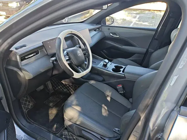 BYD Qin PLUS — Фото автомобиля 4