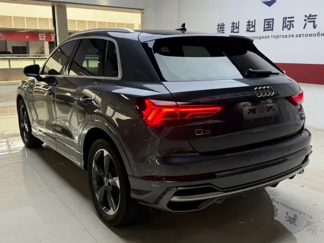 Audi Q3 — Фото автомобиля 22