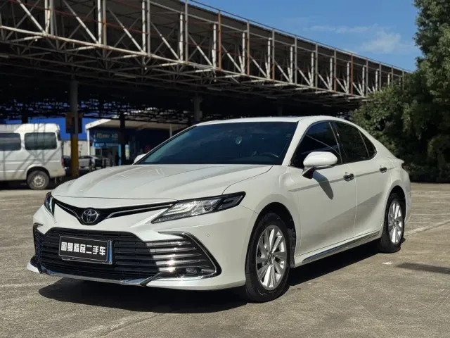 Фотография автомобиля — Toyota Camry