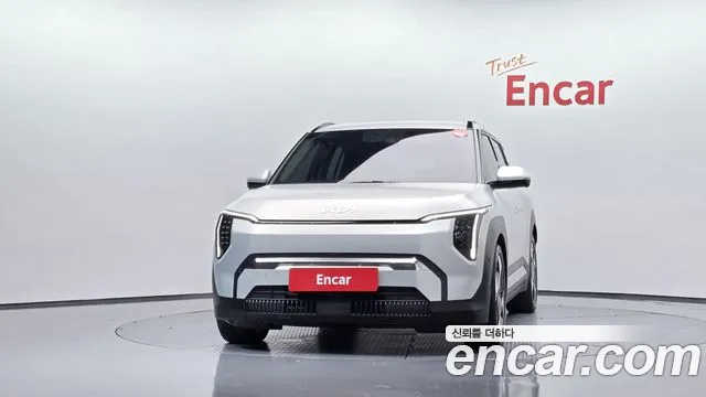 Kia EV3 — Фото автомобиля 3