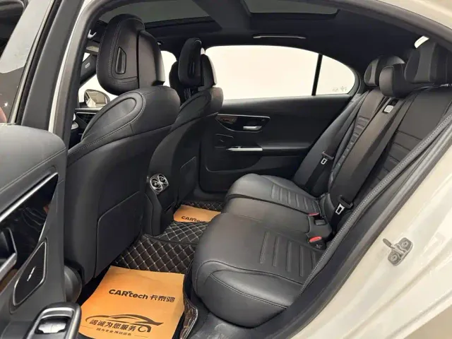 Mercedes-Benz C-Class — Фото автомобиля 9