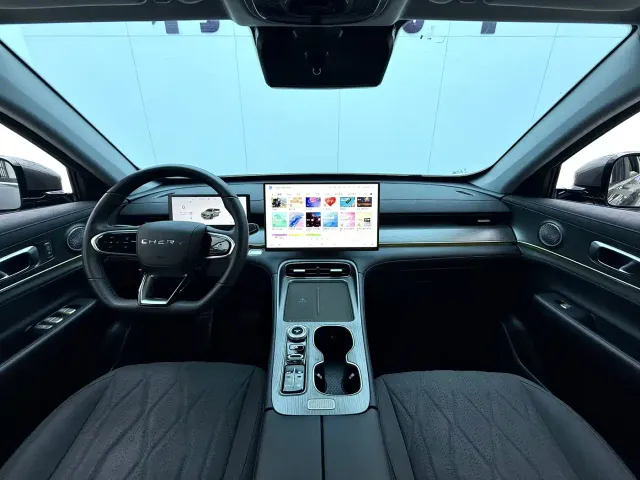 Chery Tiggo 8 PLUS — Фото автомобиля 11