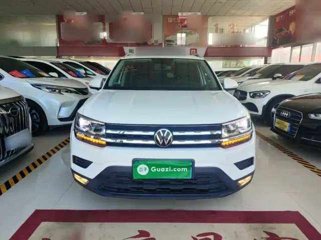 Volkswagen Tharu — Фото автомобиля 2