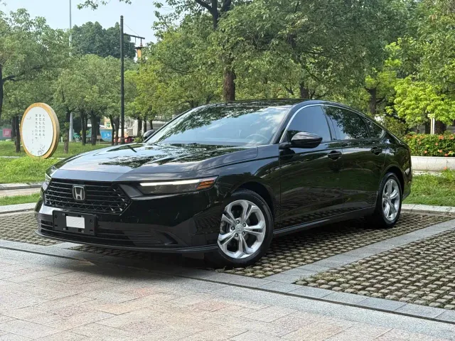 Фотография автомобиля — Honda Accord