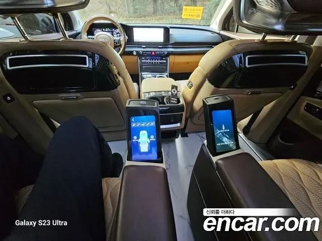 Kia Carnival Generation 4 — Фото автомобиля 15