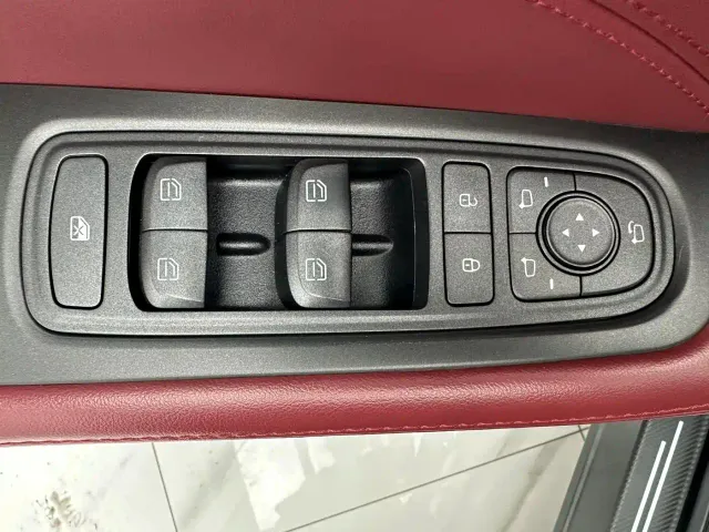 Jetour X70 Plus — Фото автомобиля 11