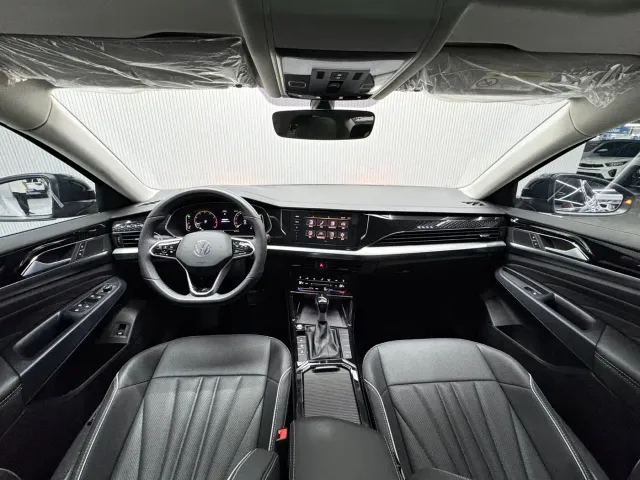 Volkswagen Passat — Фото автомобиля 13