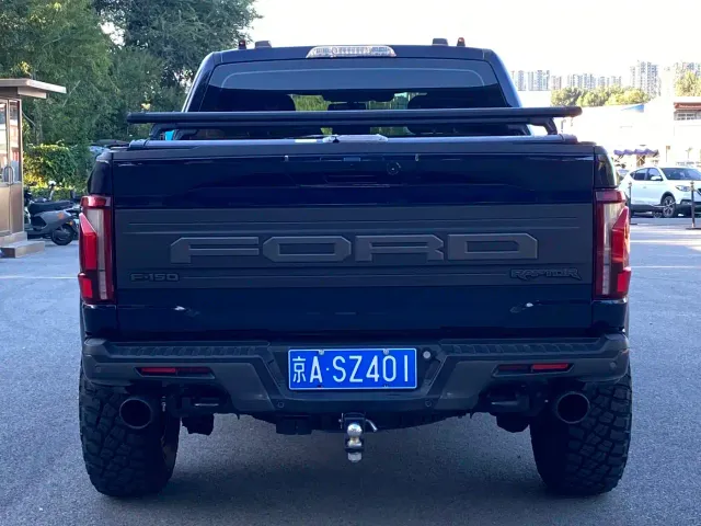 Ford F-150 Raptor — Фото автомобиля 8