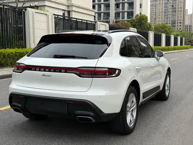 Porsche Macan — Фото автомобиля 6