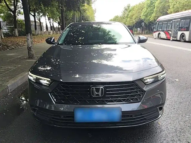 Honda Accord — Фото автомобиля 2