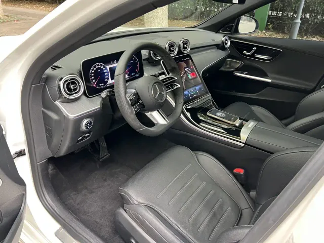 Mercedes-Benz C-Class — Фото автомобиля 6