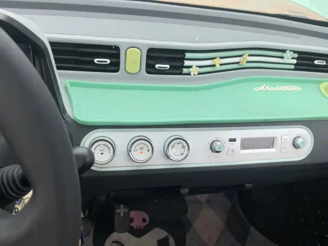 Wuling Hongguang Mini EV — Фото автомобиля 12