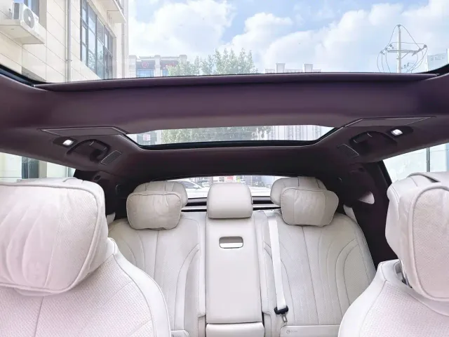 Denza Z9GT — Фото автомобиля 18