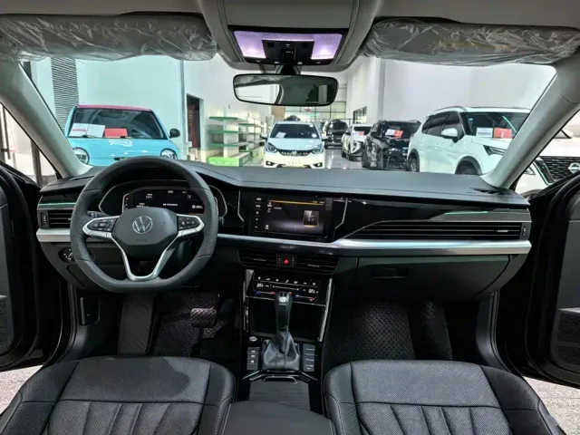 Volkswagen Passat — Фото автомобиля 9