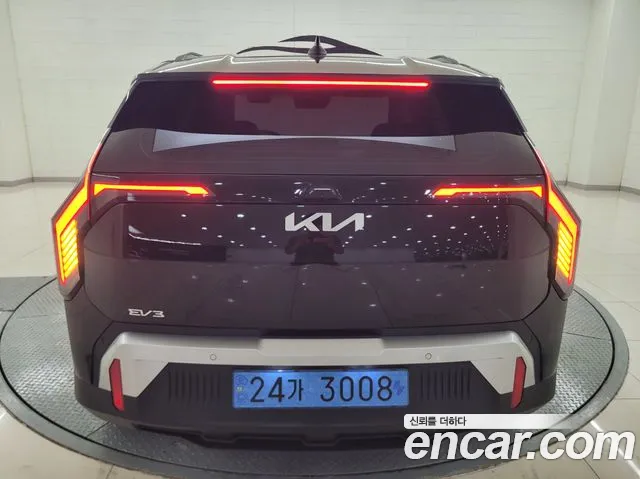 Kia EV3 — Фото автомобиля 4