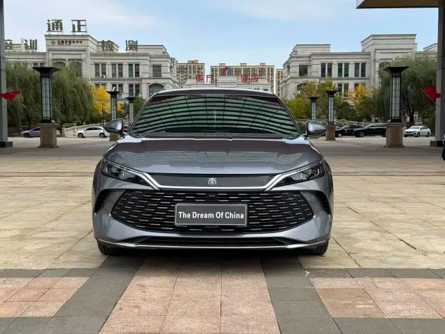 BYD Qin L — Фото автомобиля 2