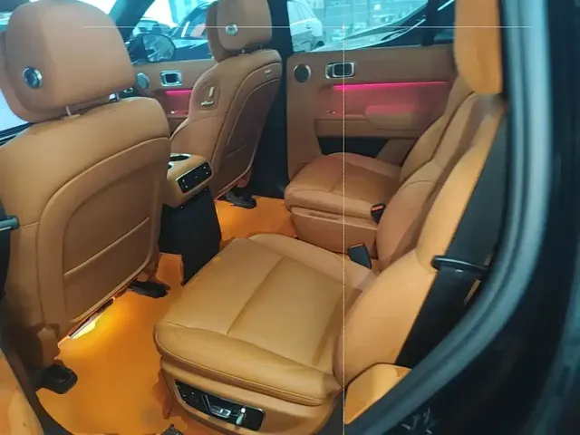 Li Auto L8 — Фото автомобиля 16