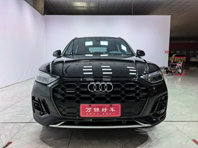 Audi Q5L — Фото автомобиля 2