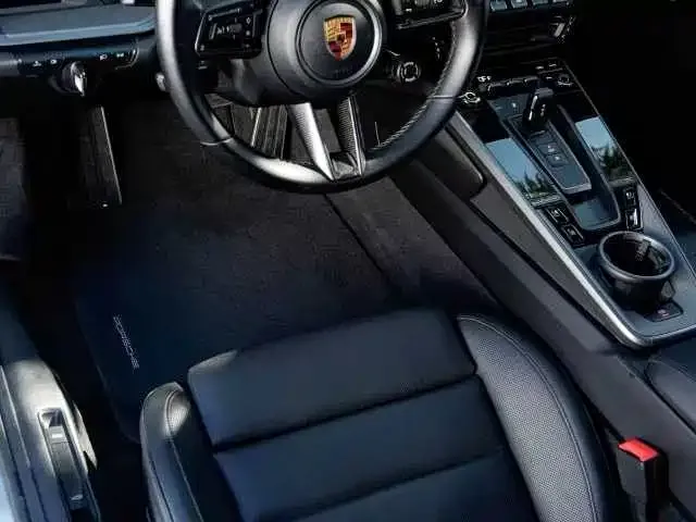 Porsche 911 — Фото автомобиля 13