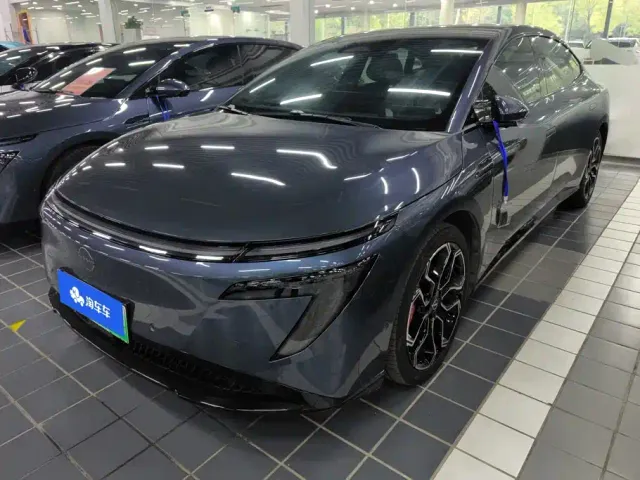 Фотография автомобиля — Nissan N7