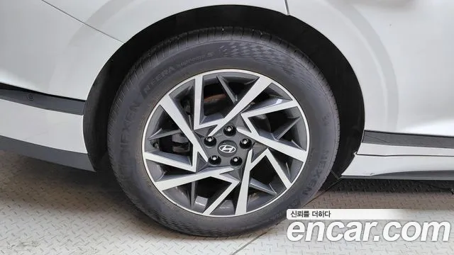 Hyundai Grandeur GN7 — Фото автомобиля 21