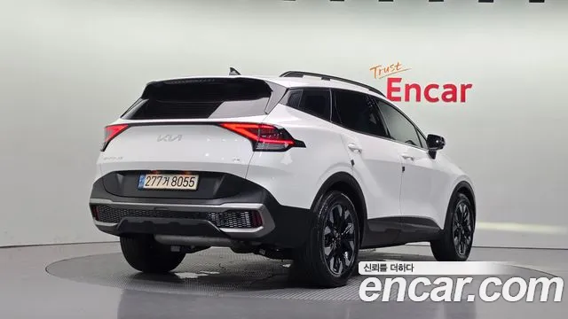 Kia Sportage Sportage 5-е поколение Бензин 1.6 Turbo 4WD — Фото автомобиля 2