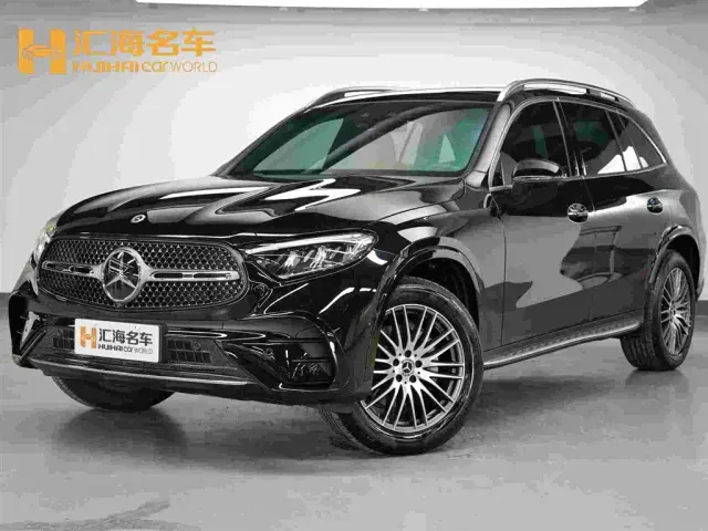 Фотография автомобиля — Mercedes-Benz GLC-Class