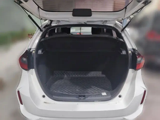 Honda Fit — Фото автомобиля 15