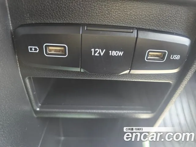 Hyundai Staria — Фото автомобиля 13