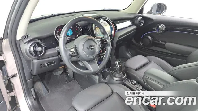 MINI Cooper — Фото автомобиля 10