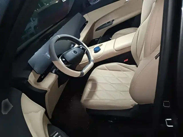Changan CS75 Plus — Фото автомобиля 14