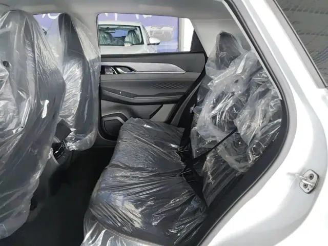 Dongfeng SKY EV01 — Фото автомобиля 16