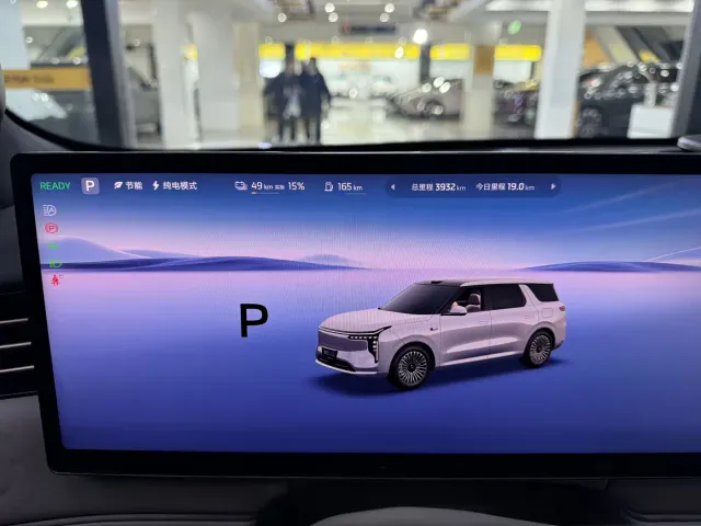 IM Motors LS8 — Фото автомобиля 21