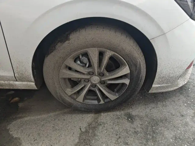 Changan Eado — Фото автомобиля 8