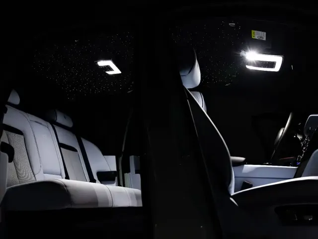 Rolls-Royce Cullinan — Фото автомобиля 17