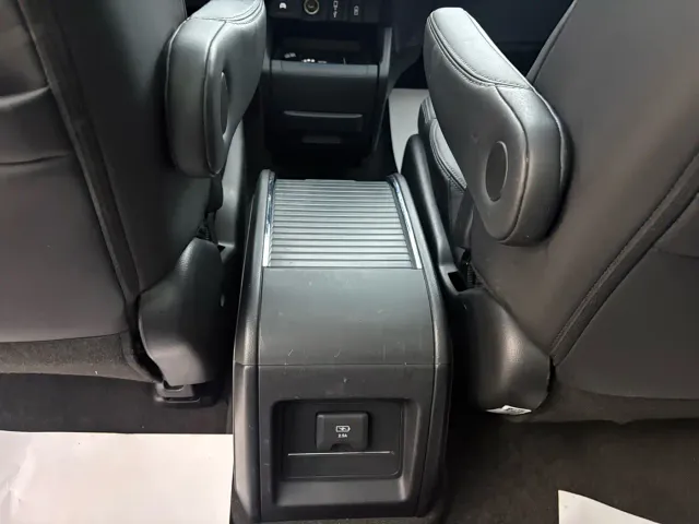 Honda Elysion — Фото автомобиля 21