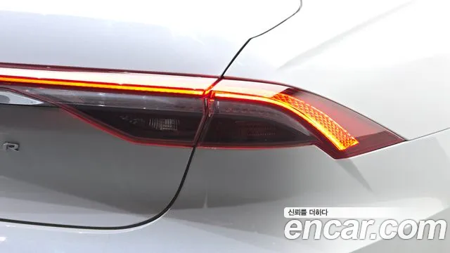 Hyundai Grandeur — Фото автомобиля 22