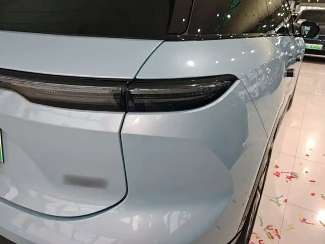 Nio ES6 — Фото автомобиля 7