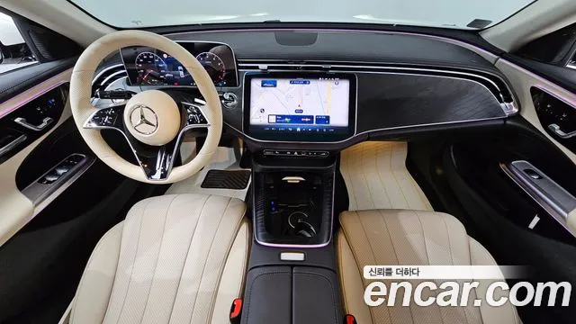 Mercedes-Benz E-Class — Фото автомобиля 7