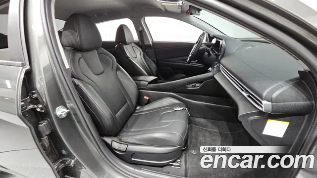 Hyundai Avante CN7 — Фото автомобиля 18