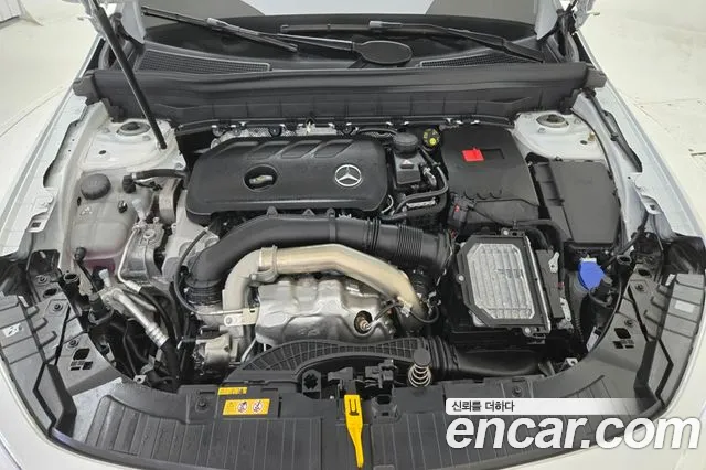 Mercedes-Benz GLB-Class — Фото автомобиля 6