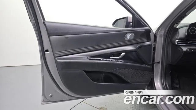 Hyundai Avante CN7 — Фото автомобиля 13