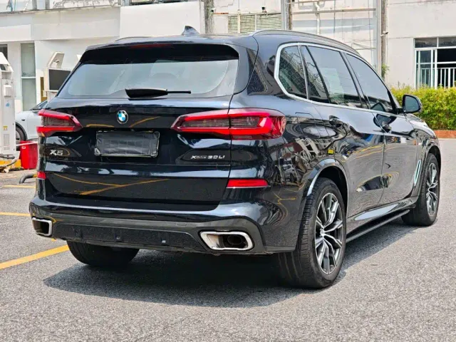BMW X5 — Фото автомобиля 5