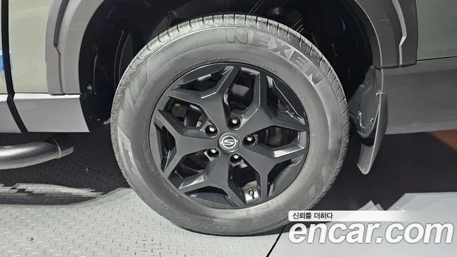 KG_Mobility_Ssangyong Rexton Новый Rexton Sport Khan Дизель 2.2 4WD — Фото автомобиля 21