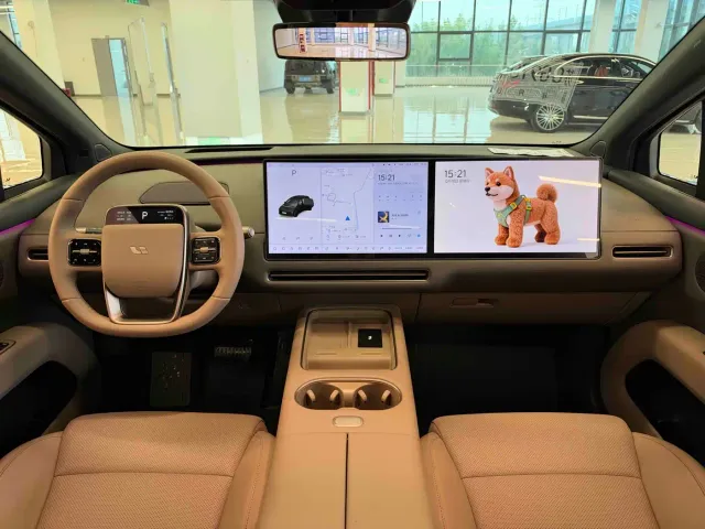 Li Auto i6 — Фото автомобиля 10