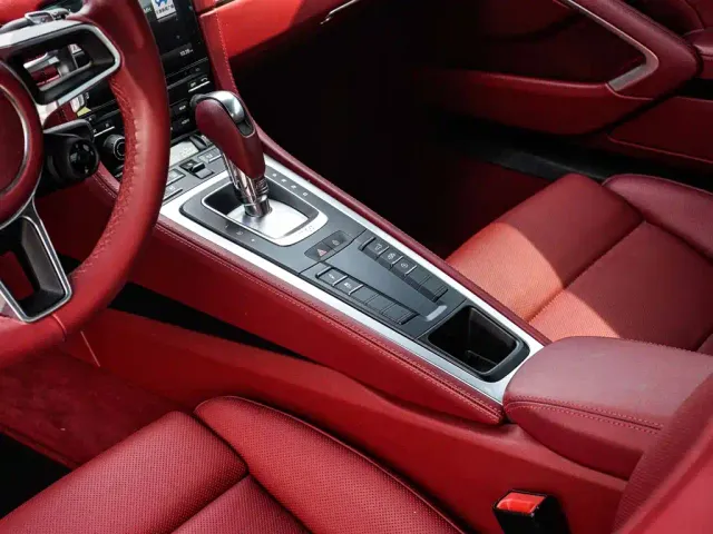 Porsche 718 — Фото автомобиля 5