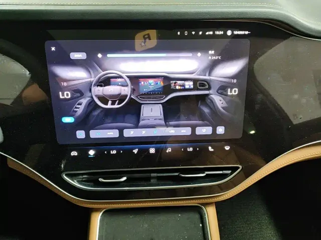 Roewe Feifan R7 — Фото автомобиля 12