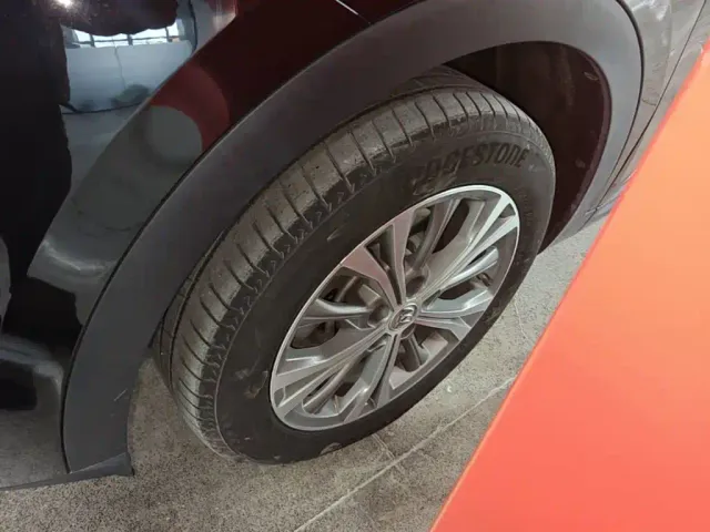 Buick Envision Plus — Фото автомобиля 22