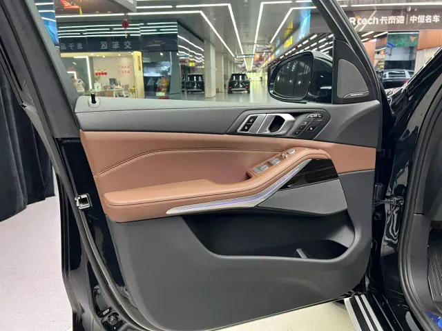 BMW X7 — Фото автомобиля 22
