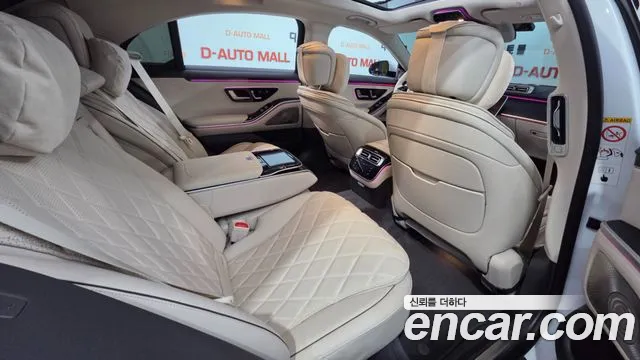 Mercedes-Benz S-Class — Фото автомобиля 18